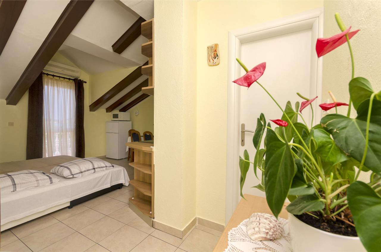 Apartments Toni Vodice Dış mekan fotoğraf